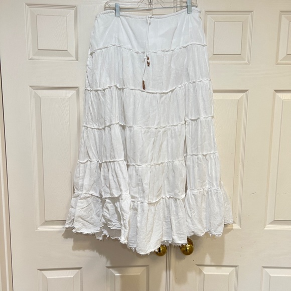 Free People Women's Simply Smitten White Tiered Cotton Maxi Skirt large boho - Picture 3 of 10